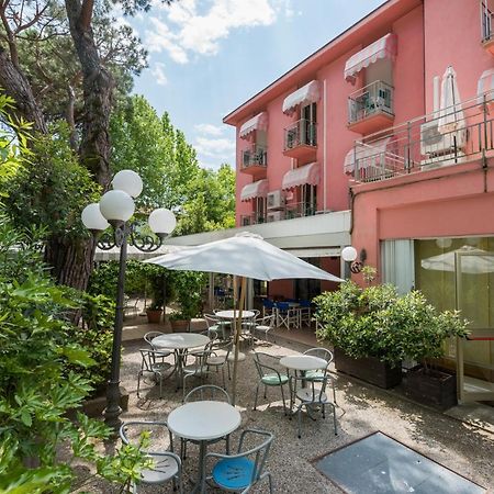 Hotel Villa Rosa Cesenatico Exterior photo