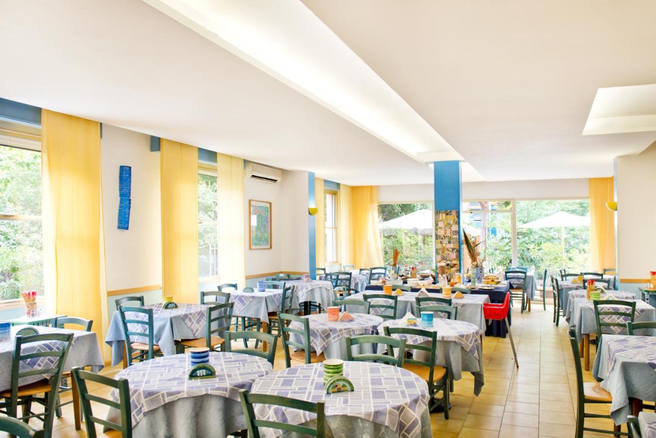 Hotel Villa Rosa Cesenatico Exterior photo
